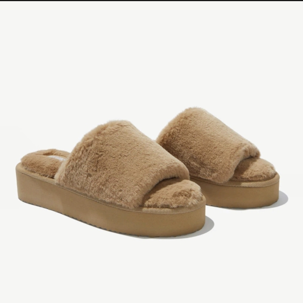 Muk Luks Platform Slippers